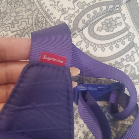 Supreme waist bag 💜 - Picture 2 of 6
